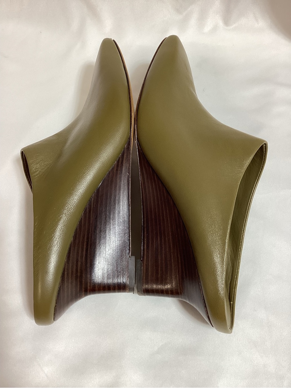Vince Benita Olive Green Pointed-Toe Slip-On Wedge Mules